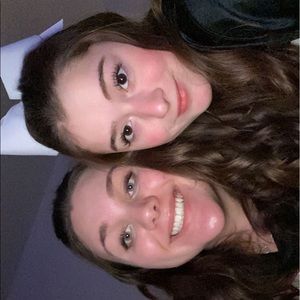 Meet your Posher, Makayla